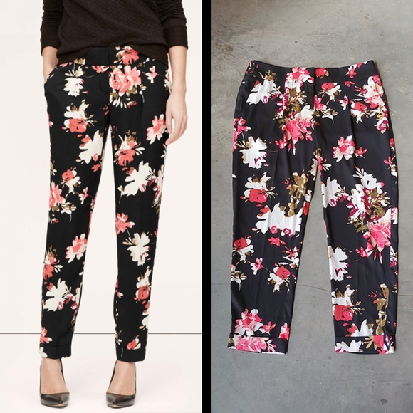 LOFT Pants - LOFT Drapey Floral Pants in Marisa Fit size 6
